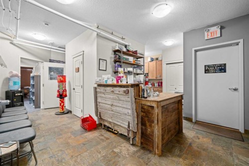 200-14 Crystalridge Drive, Okotoks, AB 