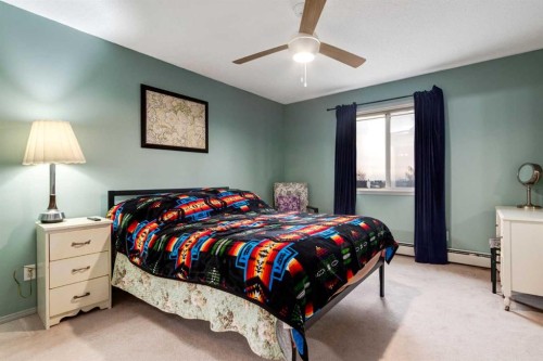 3313-20 Harvest Rose Park Ne, Calgary, AB - Indoor Photo Showing Bedroom