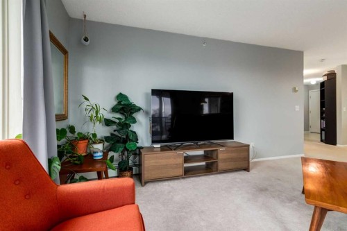 3313-20 Harvest Rose Park Ne, Calgary, AB - Indoor Photo Showing Living Room