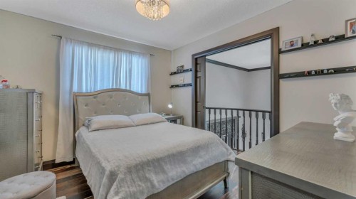 155 Coral Shores Landing Ne, Calgary, AB - Indoor Photo Showing Bedroom