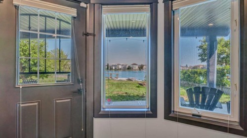 155 Coral Shores Landing Ne, Calgary, AB - Indoor Photo Showing Other Room