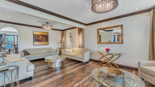 155 Coral Shores Landing Ne, Calgary, AB - Indoor Photo Showing Living Room