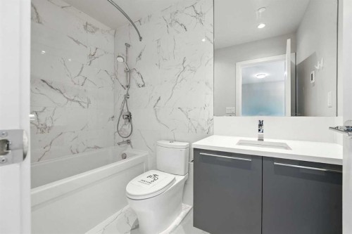 1407-530 3 Street Se, Calgary, AB - Indoor Photo Showing Bathroom