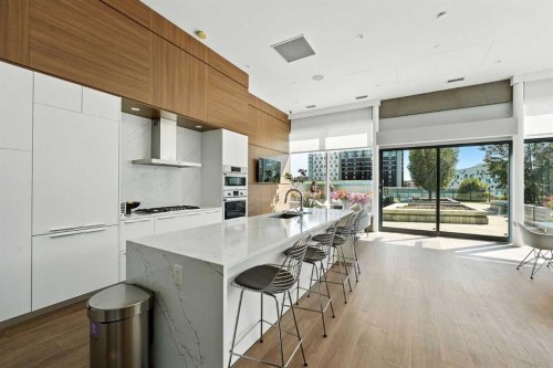 1407-530 3 Street Se, Calgary, AB - Indoor Photo Showing Kitchen With Upgraded Kitchen