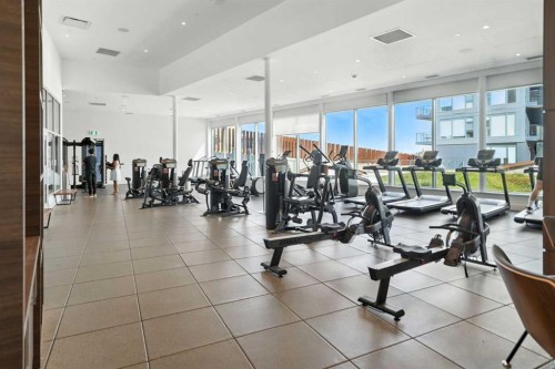 1407-530 3 Street Se, Calgary, AB - Indoor Photo Showing Gym Room