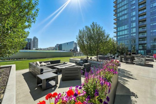 1407-530 3 Street Se, Calgary, AB - Outdoor With Balcony