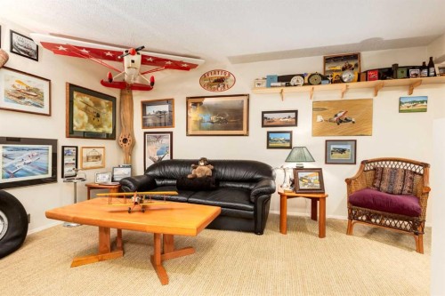 21 Midridge Green Se, Calgary, AB - Indoor