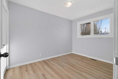 159 Pinecliff Way Ne, Calgary, AB - Indoor Photo Showing Other Room