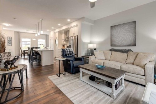165 Sundown Road, Cochrane, AB - Indoor Photo Showing Living Room