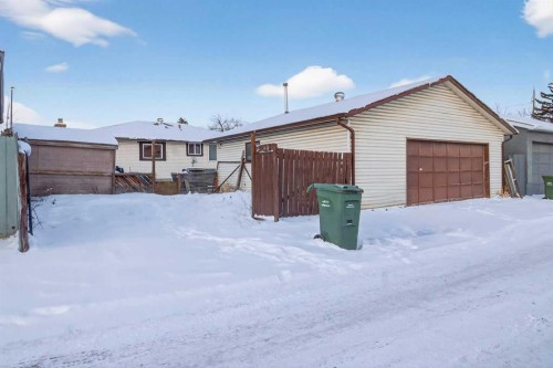 6723 23 Avenue Ne, Calgary, AB - Outdoor With Exterior