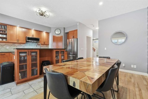 45 Somme Boulevard Sw, Calgary, AB - Indoor