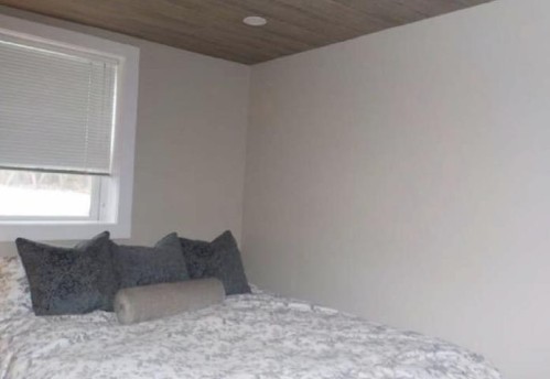 103-2303 17A Street Sw, Calgary, AB - Indoor Photo Showing Bedroom