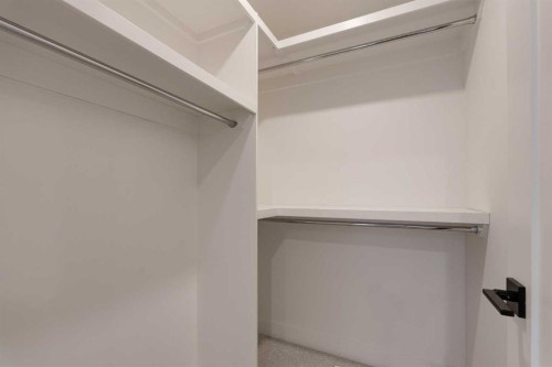 2810 35 Street Sw, Calgary, AB - Indoor With Storage