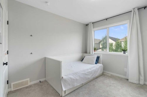 68 Masters Street Se, Calgary, AB - Indoor Photo Showing Bedroom