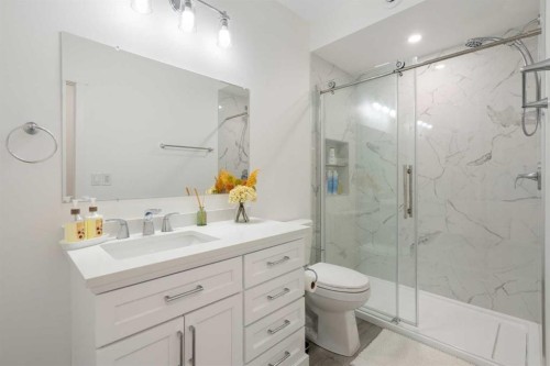 68 Masters Street Se, Calgary, AB - Indoor Photo Showing Bathroom