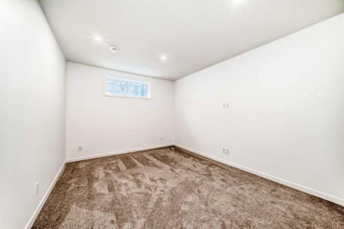 68 Masters Street Se, Calgary, AB - Indoor Photo Showing Other Room