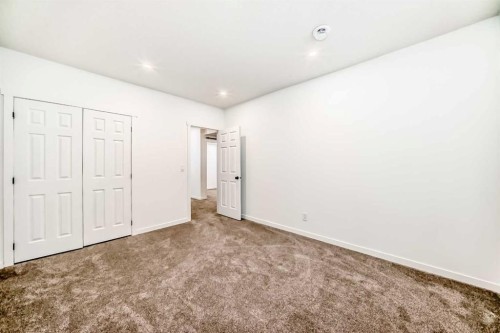 68 Masters Street Se, Calgary, AB - Indoor Photo Showing Other Room