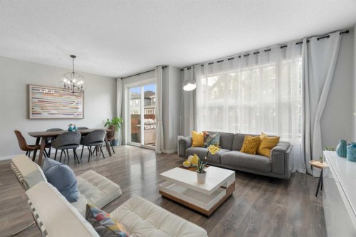 68 Masters Street Se, Calgary, AB - Indoor Photo Showing Living Room