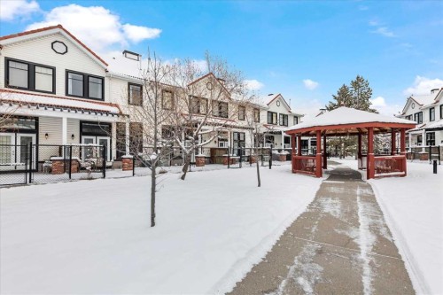 8910 Royal Oak Way Nw, Calgary, AB - Outdoor