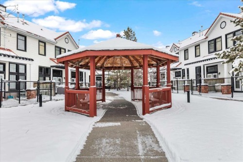 8910 Royal Oak Way Nw, Calgary, AB - Outdoor