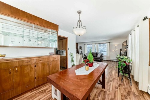 207 6A Avenue, Three Hills, AB - Indoor Photo Showing Dining Room