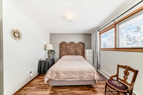 207 6A Avenue, Three Hills, AB - Indoor Photo Showing Bedroom