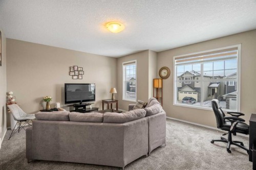 47 Nolancliff Place Nw, Calgary, AB - Indoor Photo Showing Living Room