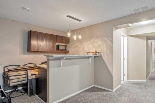 47 Nolancliff Place Nw, Calgary, AB - Indoor Photo Showing Kitchen