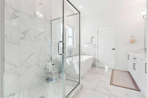 51 Midgrove Drive Sw, Airdrie, AB - Indoor Photo Showing Bathroom