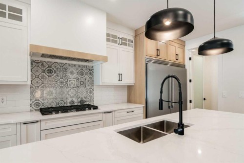 2812 35 Street Sw, Calgary, AB - Indoor Photo Showing Kitchen With Double Sink
