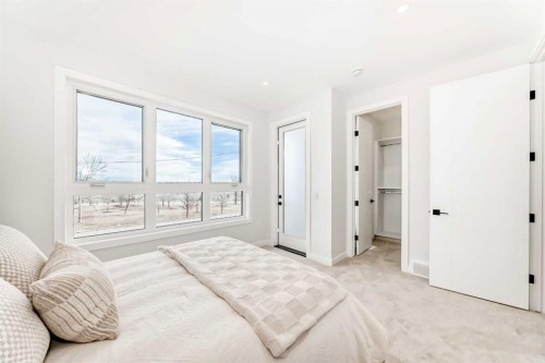 39B Moncton Road Ne, Calgary, AB - Indoor Photo Showing Bedroom
