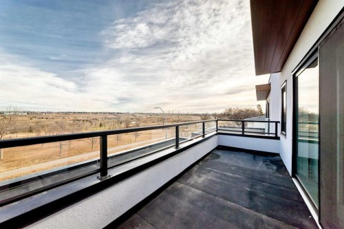 39B Moncton Road Ne, Calgary, AB - Outdoor