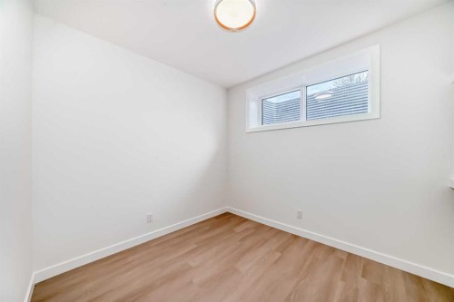 39B Moncton Road Ne, Calgary, AB - Indoor Photo Showing Other Room