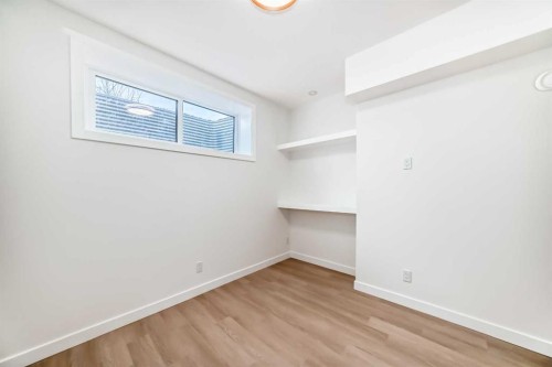 39B Moncton Road Ne, Calgary, AB - Indoor Photo Showing Other Room