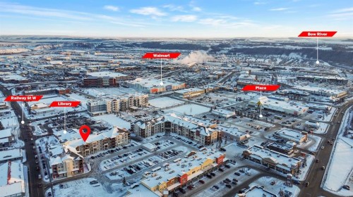 1109-505 Railway Street West, Cochrane, AB - Outdoor With View