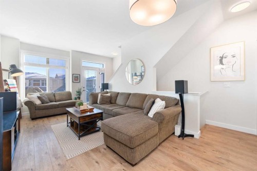 364 Seton Villas Se, Calgary, AB - Indoor Photo Showing Living Room