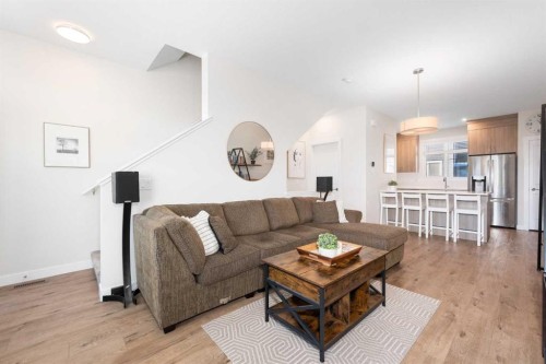 364 Seton Villas Se, Calgary, AB - Indoor Photo Showing Living Room