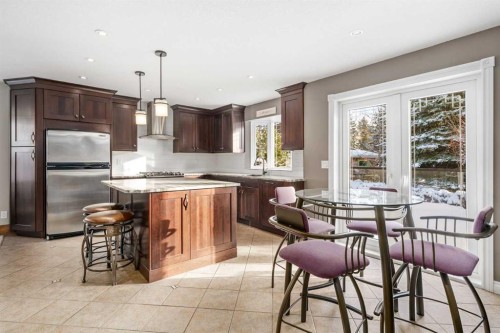 215 Edgemont Place Nw, Calgary, AB - Indoor