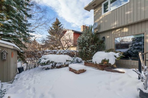 215 Edgemont Place Nw, Calgary, AB - Outdoor