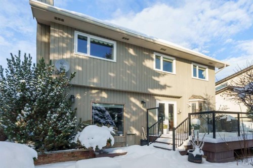 215 Edgemont Place Nw, Calgary, AB - Outdoor