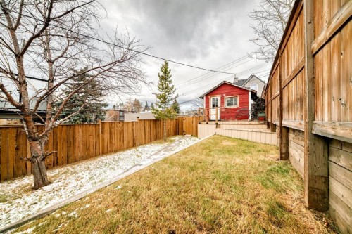 3835 Parkhill Street Sw, Calgary, AB - Outdoor