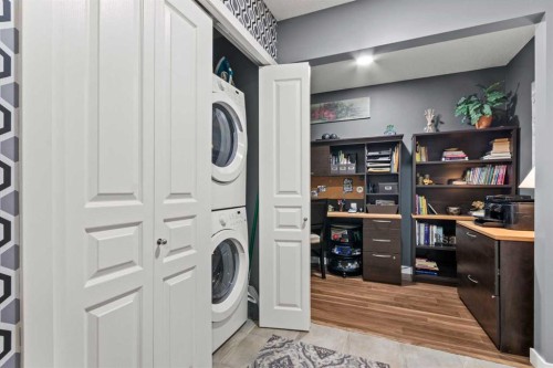 116-5115 Richard Road Sw, Calgary, AB - Indoor Photo Showing Laundry Room