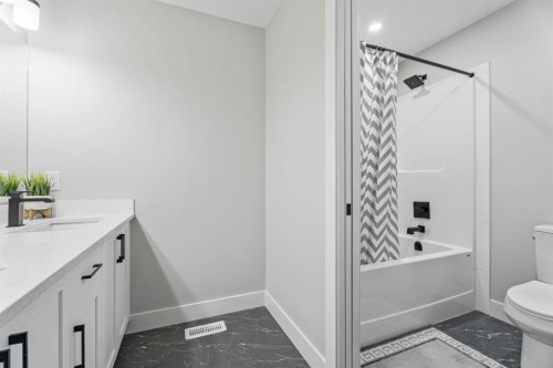 235 Chelsea Park, Chestermere, AB - Indoor Photo Showing Bathroom