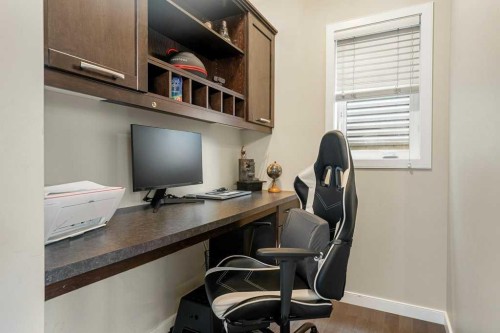 24 Copperpond Park Se, Calgary, AB - Indoor Photo Showing Office