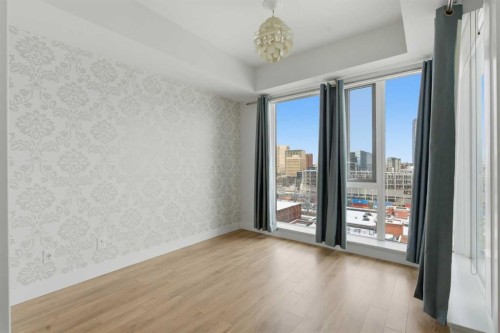 1002-1122 3 Street Se, Calgary, AB - Indoor Photo Showing Other Room