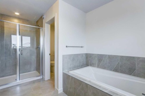 52 Magnolia Green Se, Calgary, AB - Indoor Photo Showing Bathroom