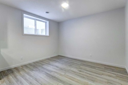 52 Magnolia Green Se, Calgary, AB - Indoor Photo Showing Other Room
