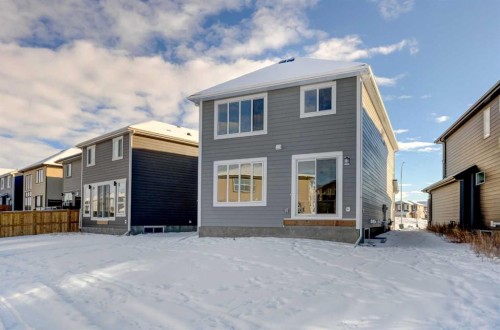 52 Magnolia Green Se, Calgary, AB - Outdoor