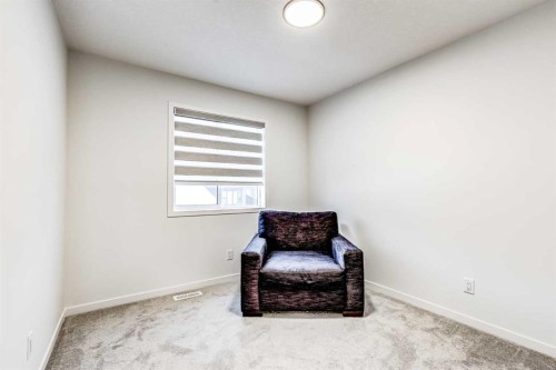 184 Rowmont Boulevard Nw, Calgary, AB - Indoor Photo Showing Other Room