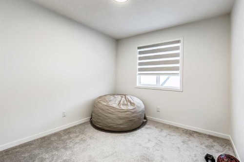 184 Rowmont Boulevard Nw, Calgary, AB - Indoor